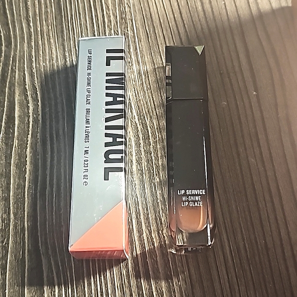 Last 💧 Il Makiage Lip Service Hi-Shine Lip Glaze in Shade "PDA" - Picture 2 of 9